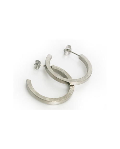 Domestic Pure Titanium Earrings G Ring 3 x 30 (Crystal Hana Finish) [Horie / H-TP7602R]