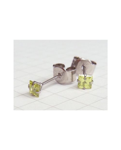 Domestic pure titanium earrings cubic square green [Horie / H-TP8013]