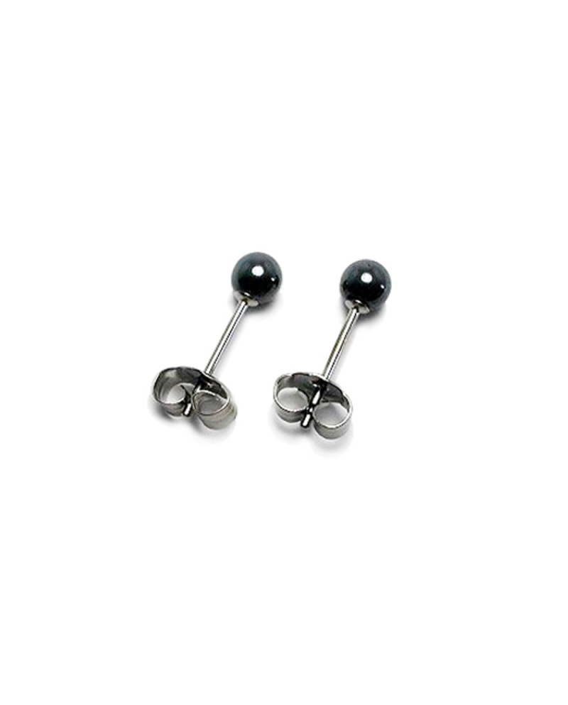 Domestic pure titanium earrings hematite ball [Horie / H-TP8206]