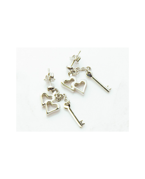Pure Titanium Earrings Heart & Key / Platinum [Mare / MARE-30]